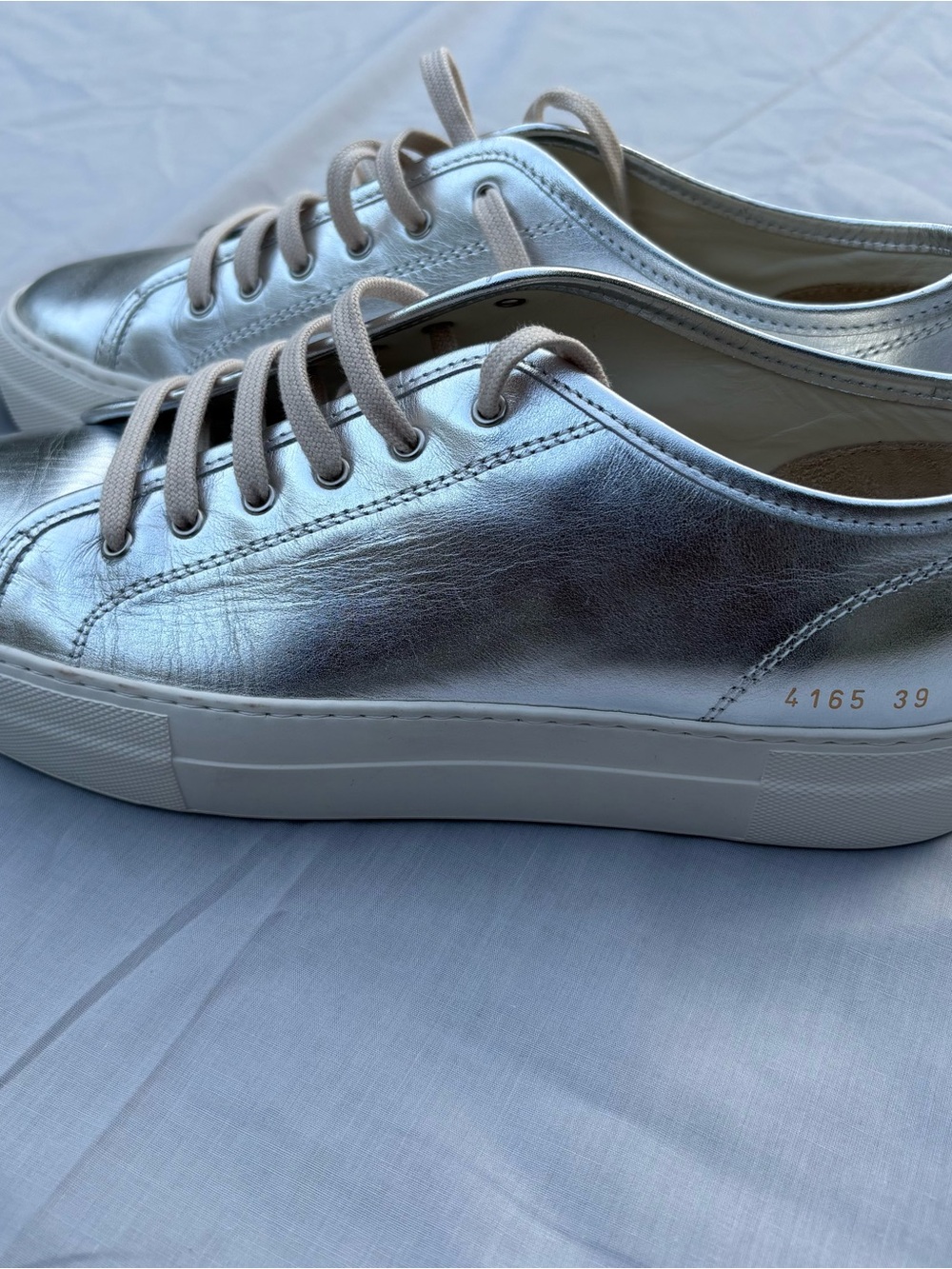 Woman by Common Projects Achilles Low
Size 39